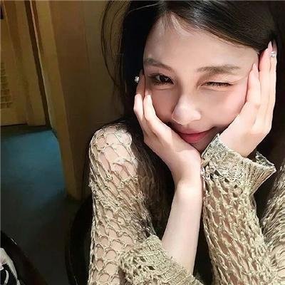 钱信伊:地下酒吧